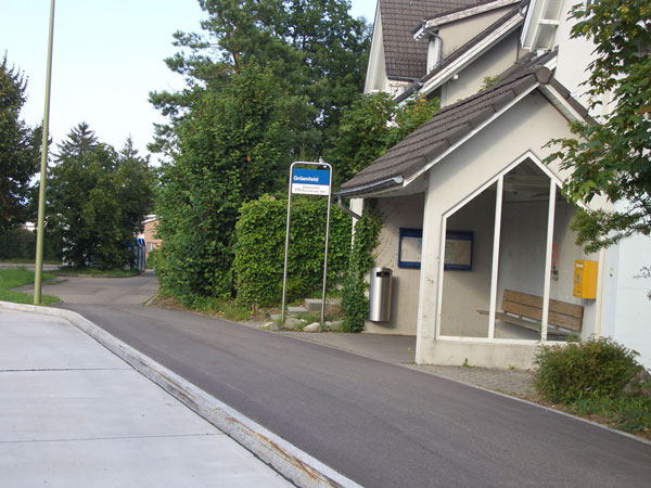 Bus-Haltestelle Grüenfeld